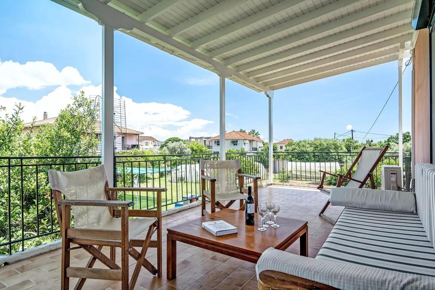 Апартаменты Woodpecker House Lefkada Лигия Экстерьер фото